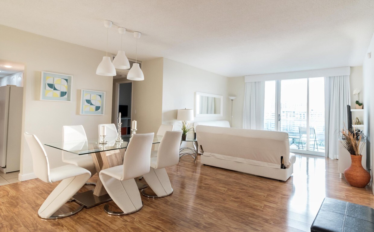 Foto principal - 3901 S Ocean Dr