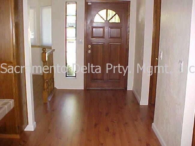 Building Photo - Perfect Pocket Home