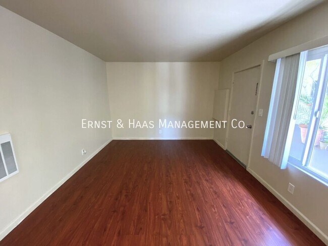 Foto del edificio - 105 Atlantic Ave