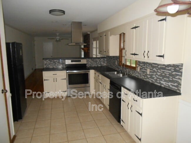 Building Photo - 1827 Galilee Ct