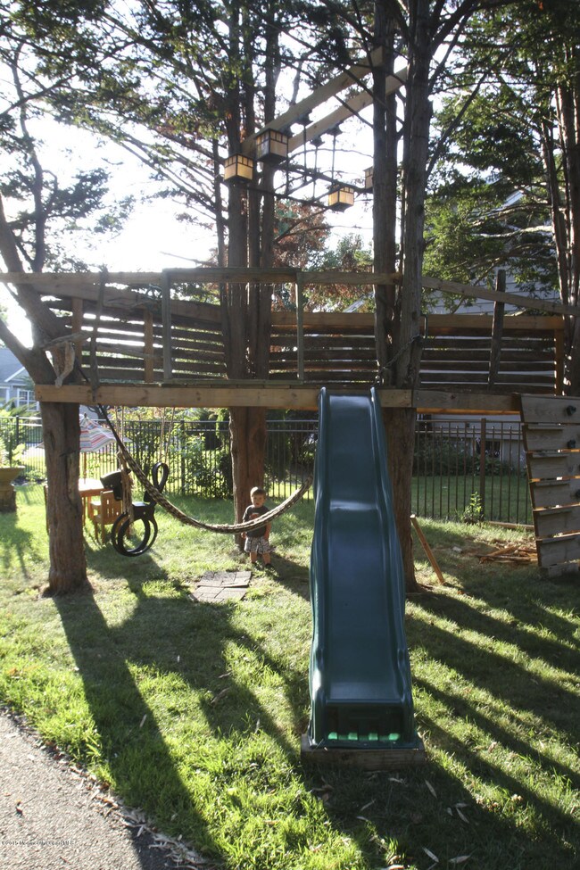 Building Photo - 359 Sterling Pl