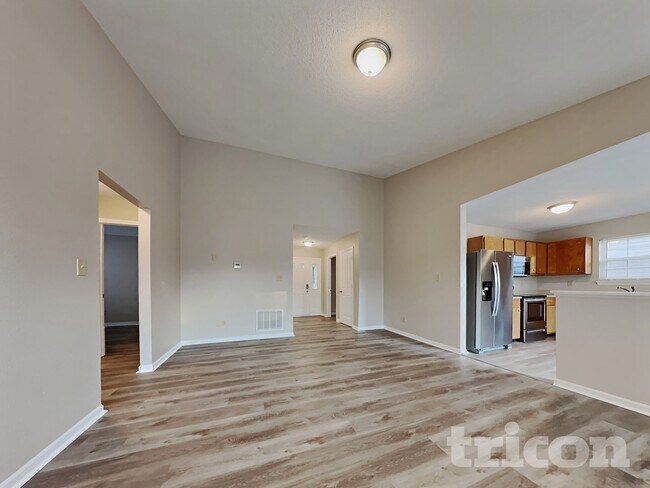 Building Photo - 7114 Harness Lakes Dr