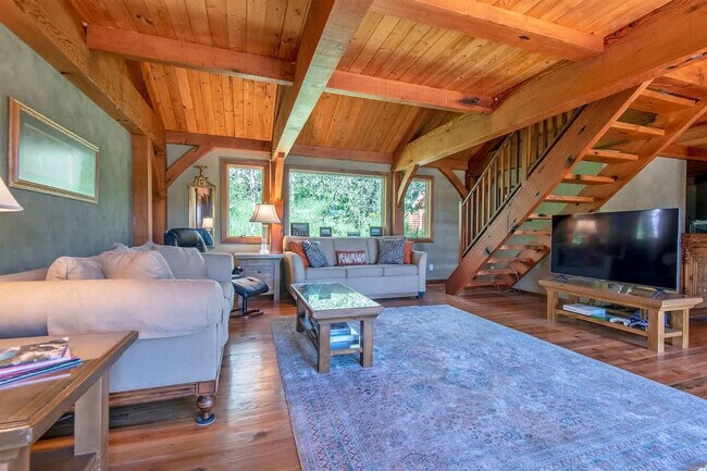 Foto del edificio - 10570 Rammell Mountain Rd