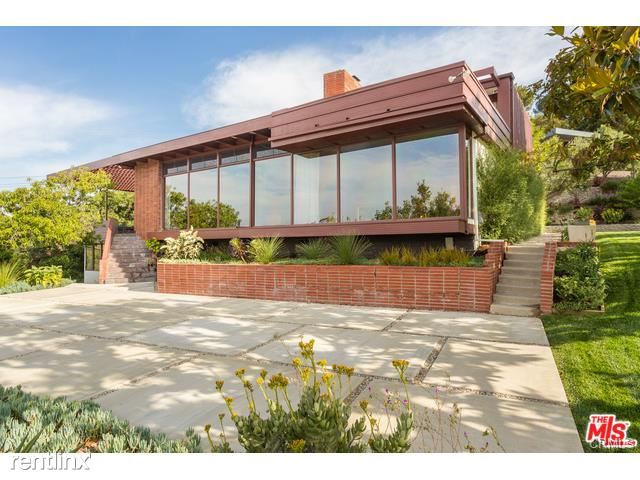 Building Photo - 3499 Beverly Glen Blvd
