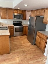 Building Photo - 1021 S Walden Way