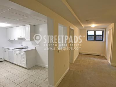 Foto del edificio - 1 bedroom in Brookline MA 02446