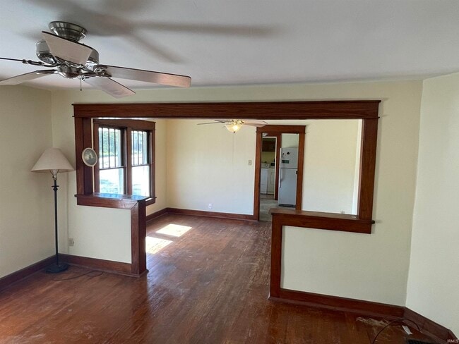 Building Photo - 2424 S Milton Dr