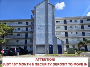 Building Photo - 8730 N Sherman Cir