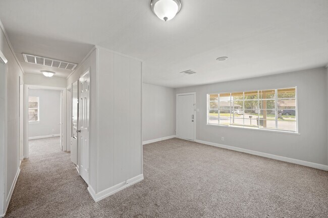 Foto del edificio - 12513 Kathryn St