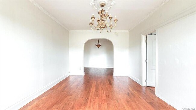 Foto del edificio - 44-32 64th St