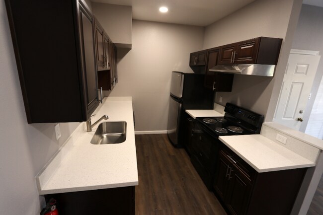 Foto del edificio - 8800 Westplace Dr