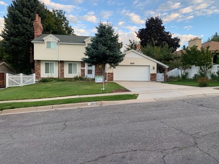 5 bedroom 3.5 bath 2 car garage storage shed. House for Rent in Holladay, UT