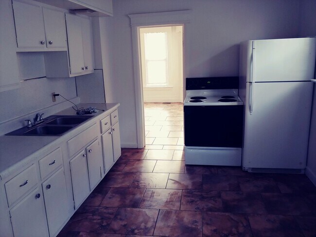 Foto del edificio - 91 Crocker Blvd