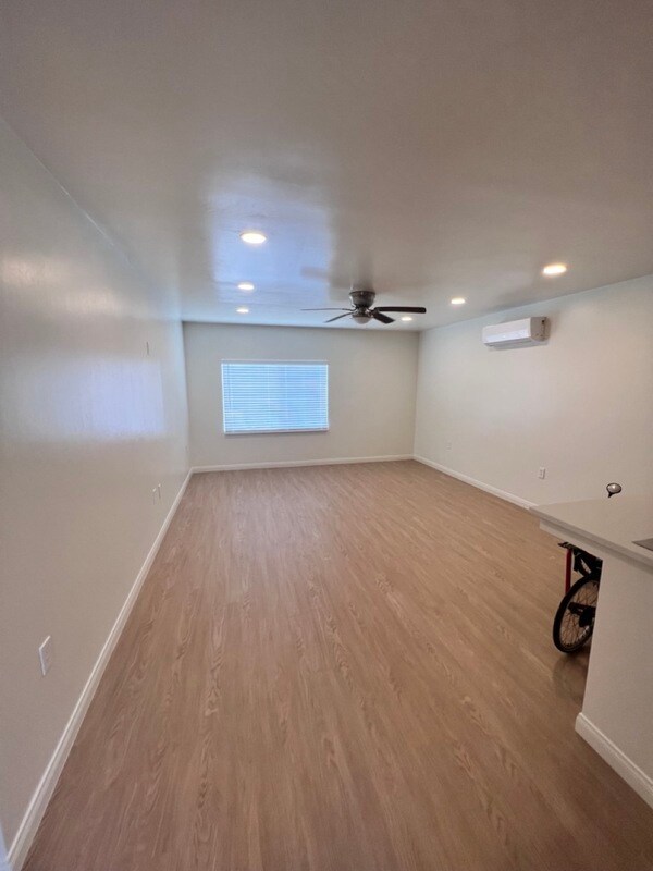 611 Ann Arbor Dr, Bakersfield, CA 93308 Condo for Rent in Bakersfield