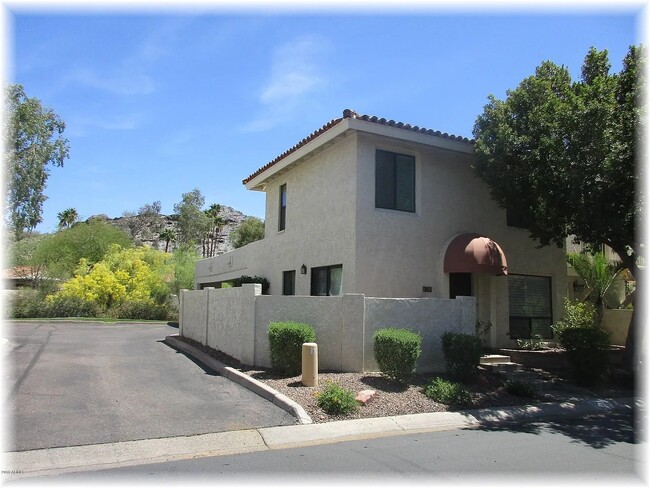 Building Photo - 7801 N 18th Pl