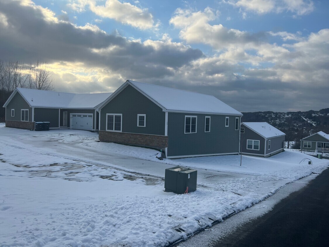 81 Mathieu Dr, Barre, VT 05641 Condo for Rent in Barre, VT