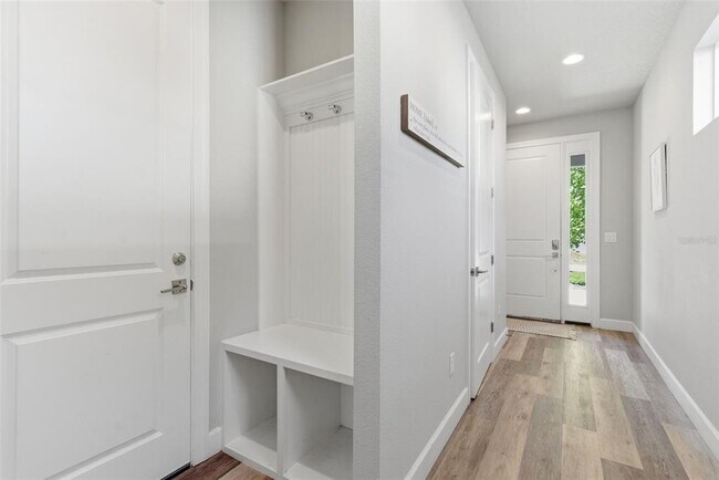 Foto del edificio - 3902 W Everett Ave