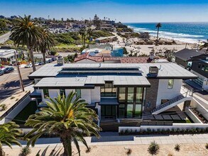 Building Photo - 206 4th St