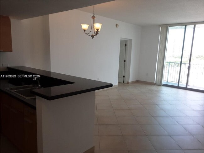 Foto del edificio - 140 S Dixie Hwy