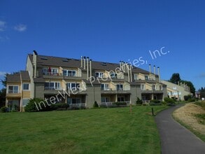 Building Photo - 153 N Hayden Bay Dr