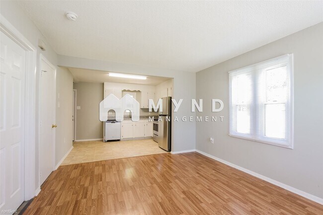 Foto del edificio - 3 br, 1.5 bath House - 8401 Clear Meadow Ln