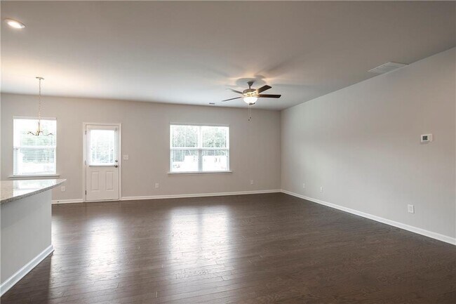Foto del edificio - 5729 Wheeler Ridge Rd