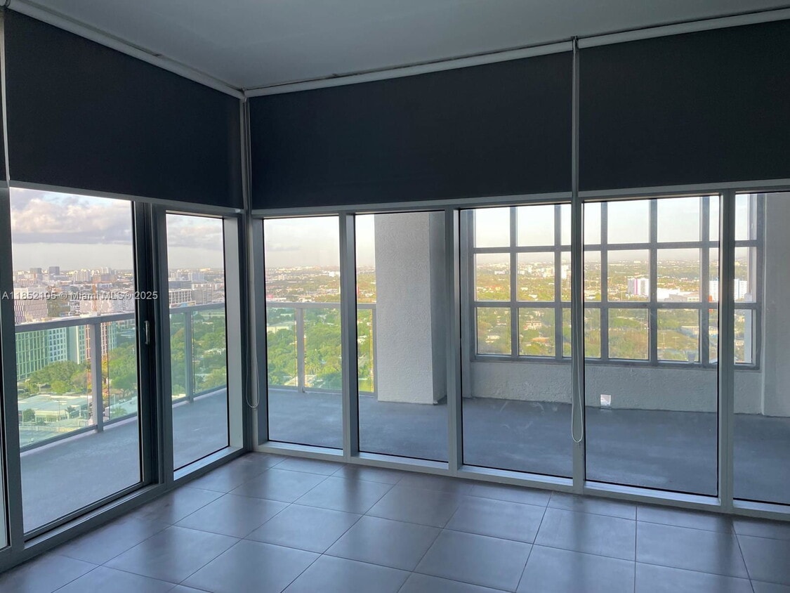 Primary Photo - 3301 NE 1st Ave