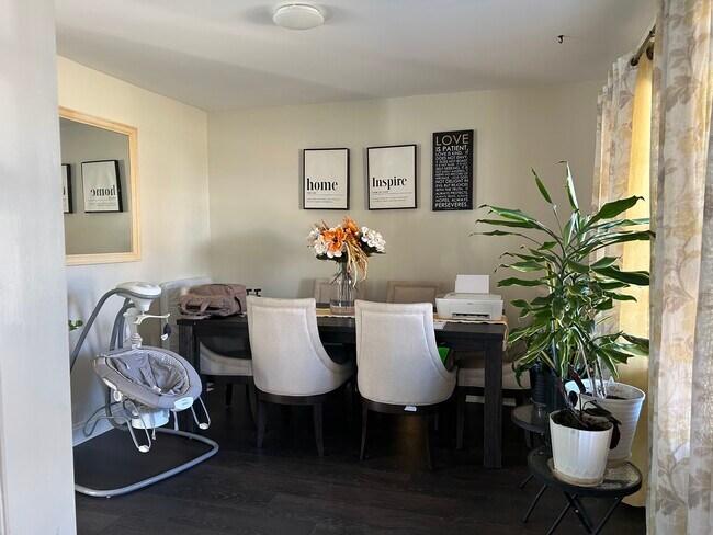 Foto del edificio - 24 Peachfield Ln