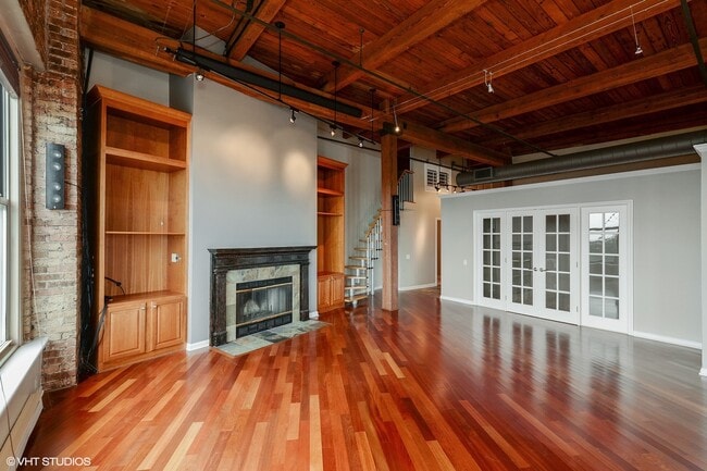 Building Photo - 540 N Lake Shore Dr.