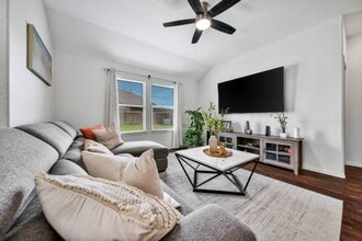 Building Photo - 2919 Iron Range Ct