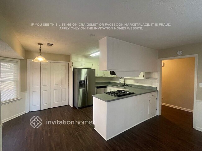 Foto del edificio - 1234 Woodland Ct SE