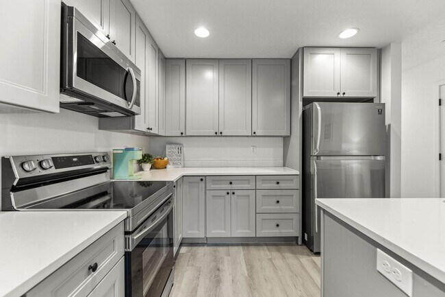 Foto del edificio - New construction! Green Belt