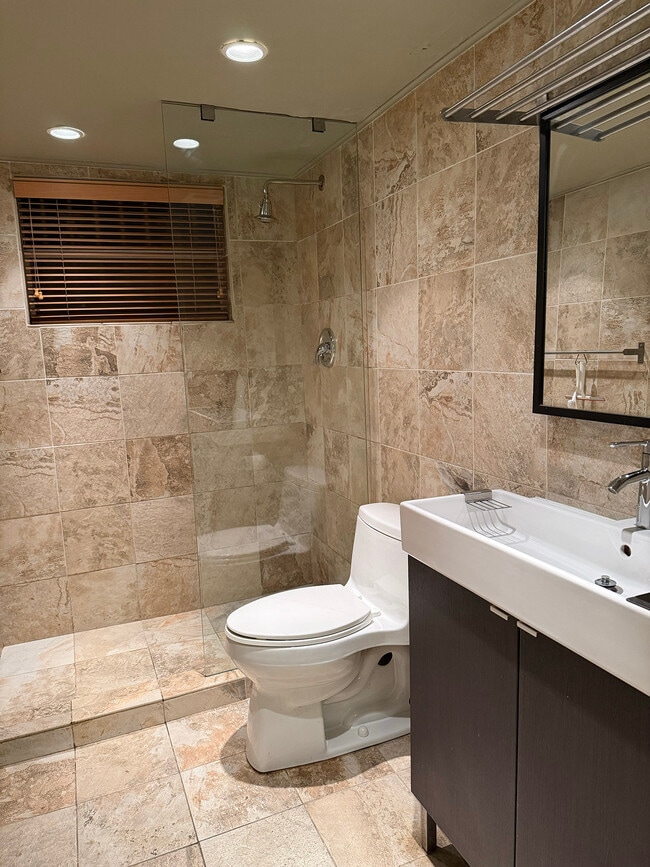 Foto del edificio - 1615 Meridian Ave