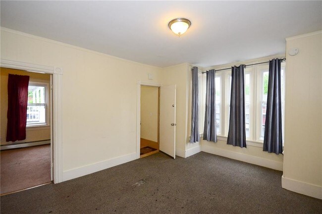 Building Photo - 12 Cambridge St