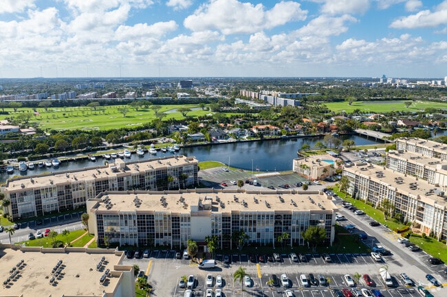 Aerial Photo - DeSoto Park