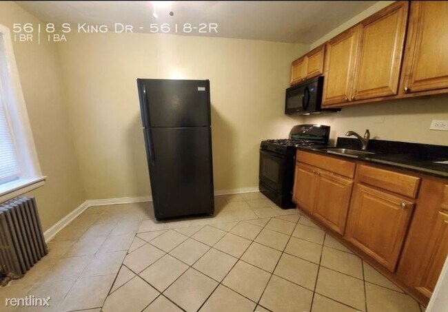 Building Photo - 1 br, 1 bath Apartment - 5618 S. King Drive