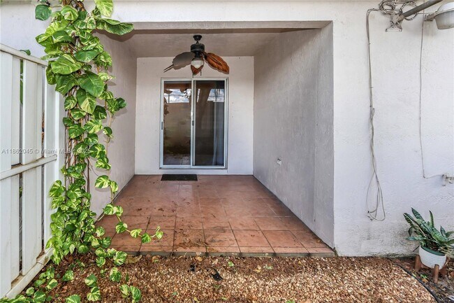 Foto del edificio - 11297 SW 17th Ct