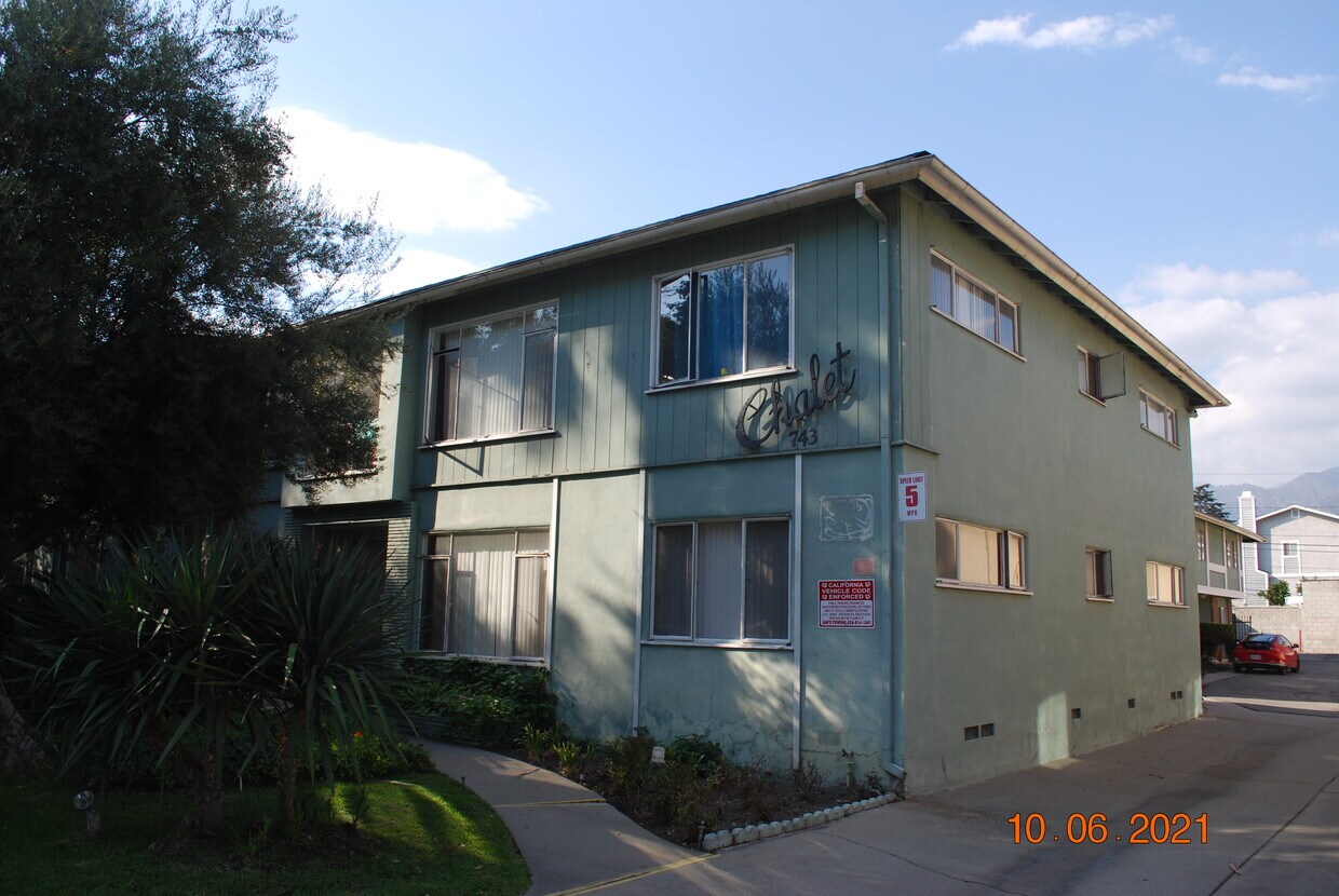 Primary Photo - 743 Arcadia Ave