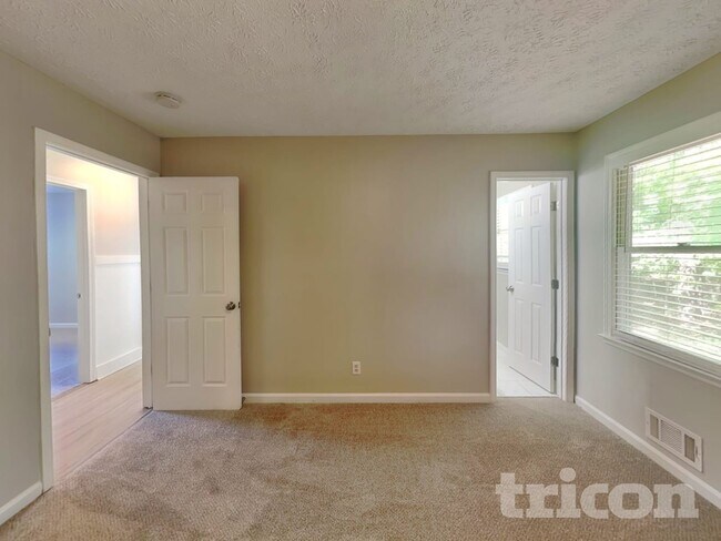 Foto del edificio - 2590 Mountain Brook Rd