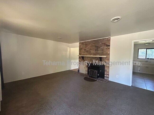 Foto del edificio - 3 Bedroom 2 Bath Centrally located in Down...