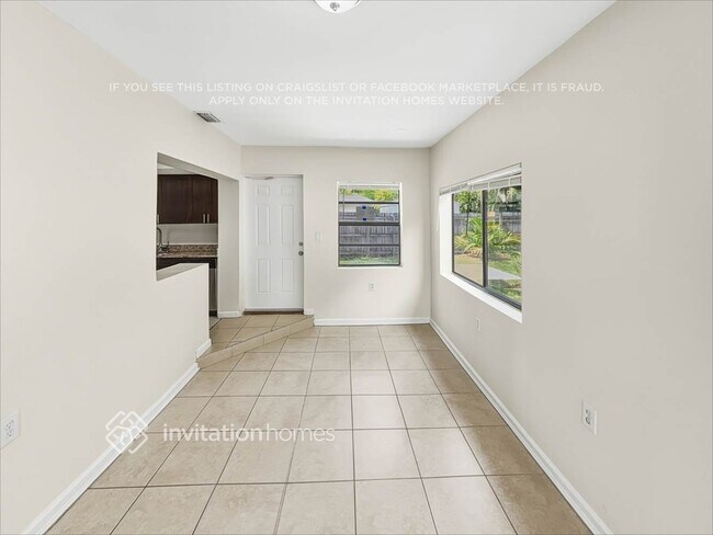 Foto del edificio - 2630 NW 83rd Ave