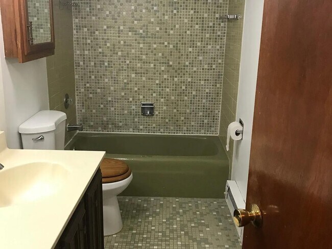 Foto del edificio - 2333 N Neva Ave