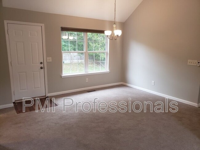 Building Photo - 1505 Sudbury Ct