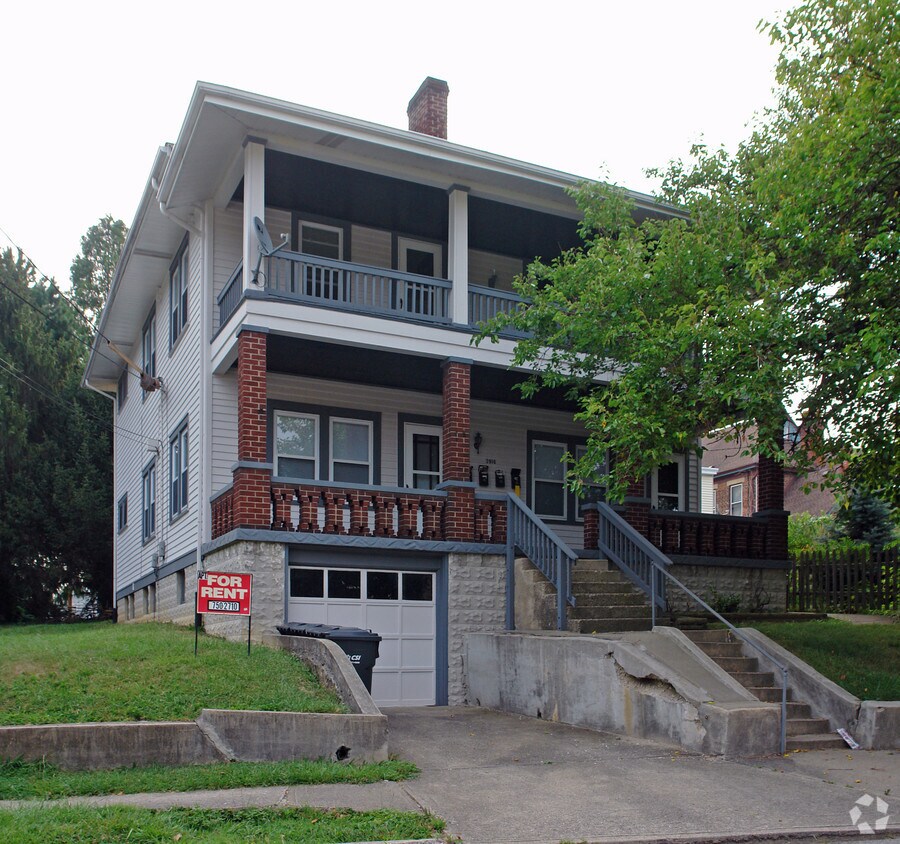 Primary Photo - 3916 Lincoln Ave