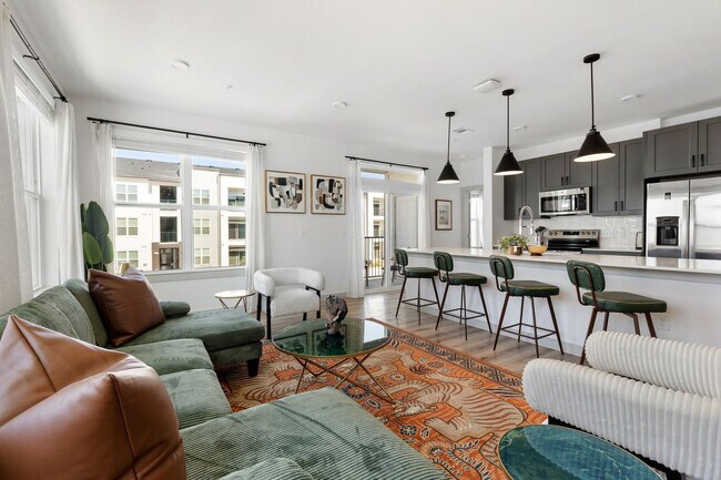 Building Photo - 1301 Leah Ave