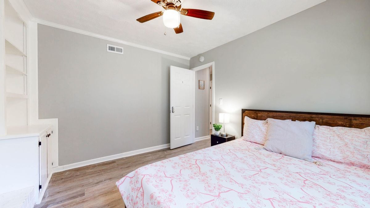 Primary Photo - 1671 Canberra Dr