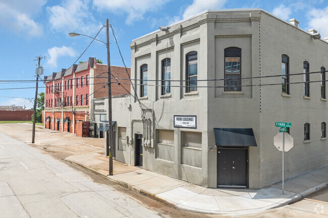 Building Photo - Cedars Park Lofts