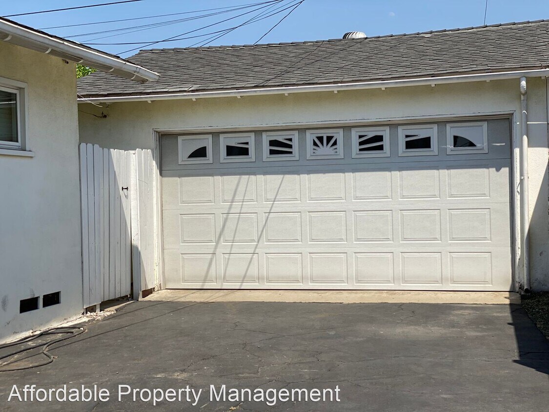 3 br, 1.5 bath House 257 E. Benbow St. House Rental in Covina, CA