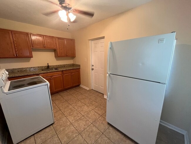 Photo - Balsamo Trust 182 Apartment