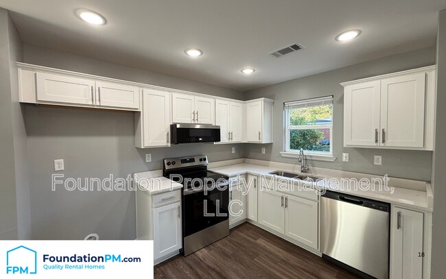 Foto del edificio - 4971 Given Ave